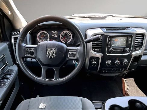 Used 2018 RAM 2500 SLT w/ Snow Chief Group AWD/4WD image 9