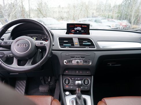 Used 2018 Audi Q3 2.0T Premium Plus w/ Premium Plus Package image 15