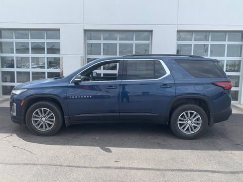 Used 2023 Chevrolet Traverse LT AWD/4WD image 3