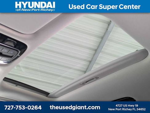 Used 2024 Hyundai Palisade SEL FWD image 28