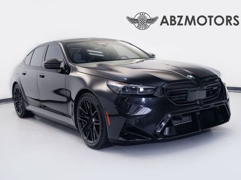 Used 2026 BMW M5 w/ Carbon Package image 1