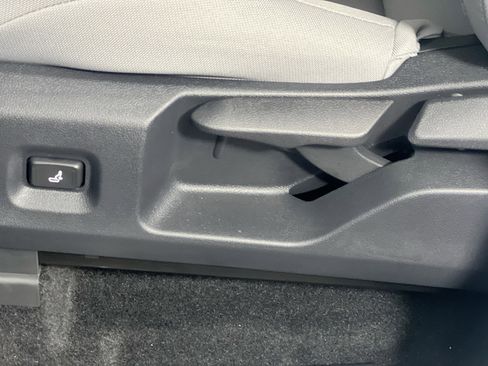 New 2025 Toyota Tacoma SR5 image 15