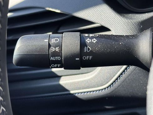 Used 2025 Subaru Forester Limited AWD/4WD image 21