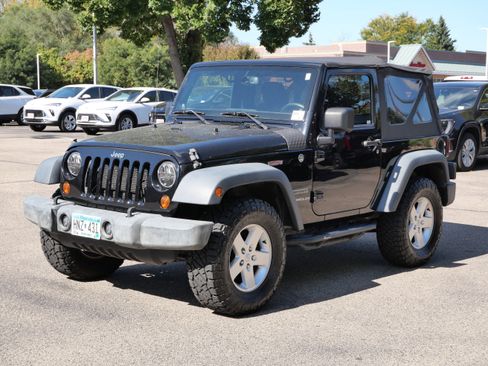 Used 2013 Jeep Wrangler Sport image 4