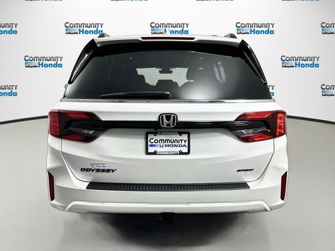 Used 2026 Honda Odyssey Sport-L image 6