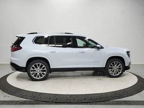 New 2026 GMC Acadia Denali w/ Super Cruise Package FWD image 8