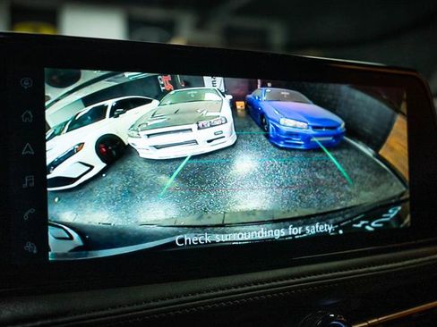 Used 2024 Nissan Ariya FWD image 21