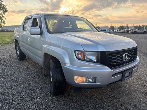 Used 2014 Honda Ridgeline SE image 13