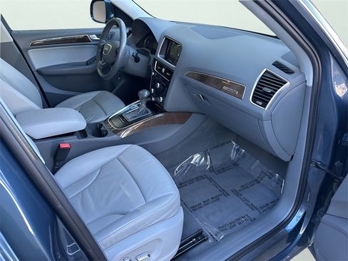 Used 2016 Audi Q5 2.0T Premium image 14