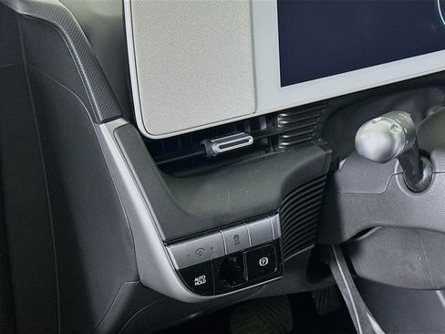 Used 2023 Hyundai Ioniq 5 SE RWD image 17