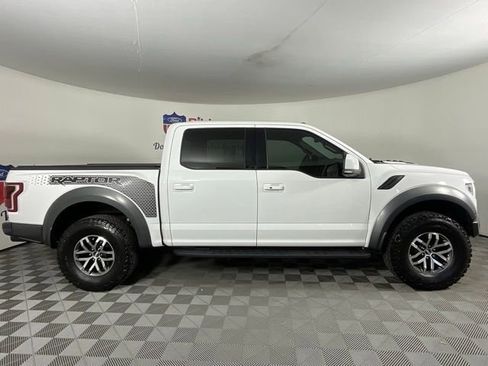 Certified 2018 Ford F150 Raptor w/ Equipment Group 802A Luxury image 2