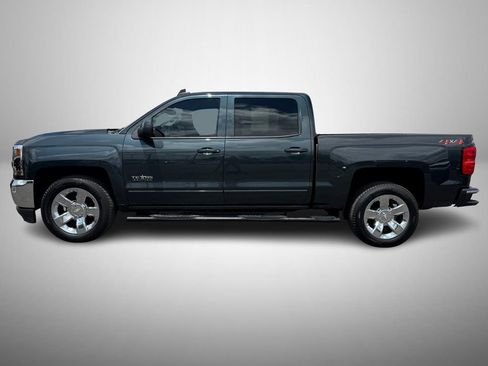 Used 2018 Chevrolet Silverado 1500 LT w/ LT Eassist Package image 6