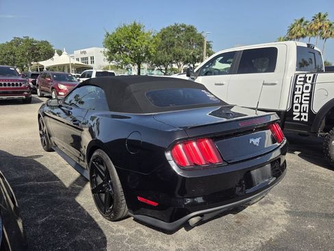 Used 2017 Ford Mustang Premium RWD image 4