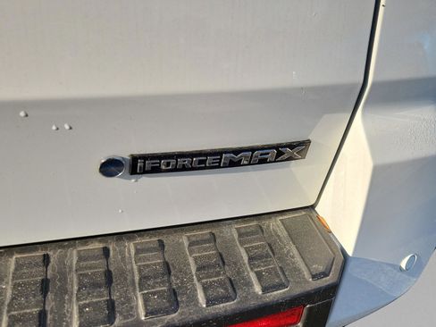 Used 2025 Toyota 4Runner TRD Off-Road image 16