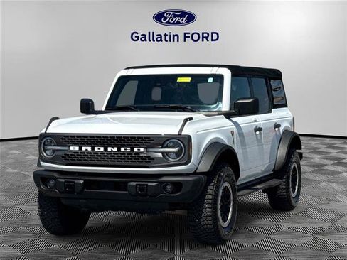 Certified 2022 Ford Bronco Badlands w/ Sasquatch Package AWD/4WD image 1