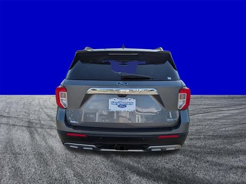 Used 2023 Ford Explorer XLT w/ Equipment Group 202A AWD/4WD image 5