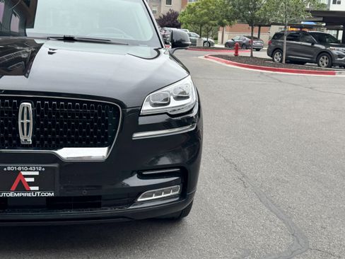 Used 2021 Lincoln Aviator Reserve w/ Equipment Group 208A AWD/4WD image 11