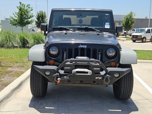 Used 2011 Jeep Wrangler Sport AWD/4WD image 2