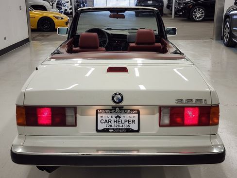 Used 1987 BMW 325i Convertible image 15
