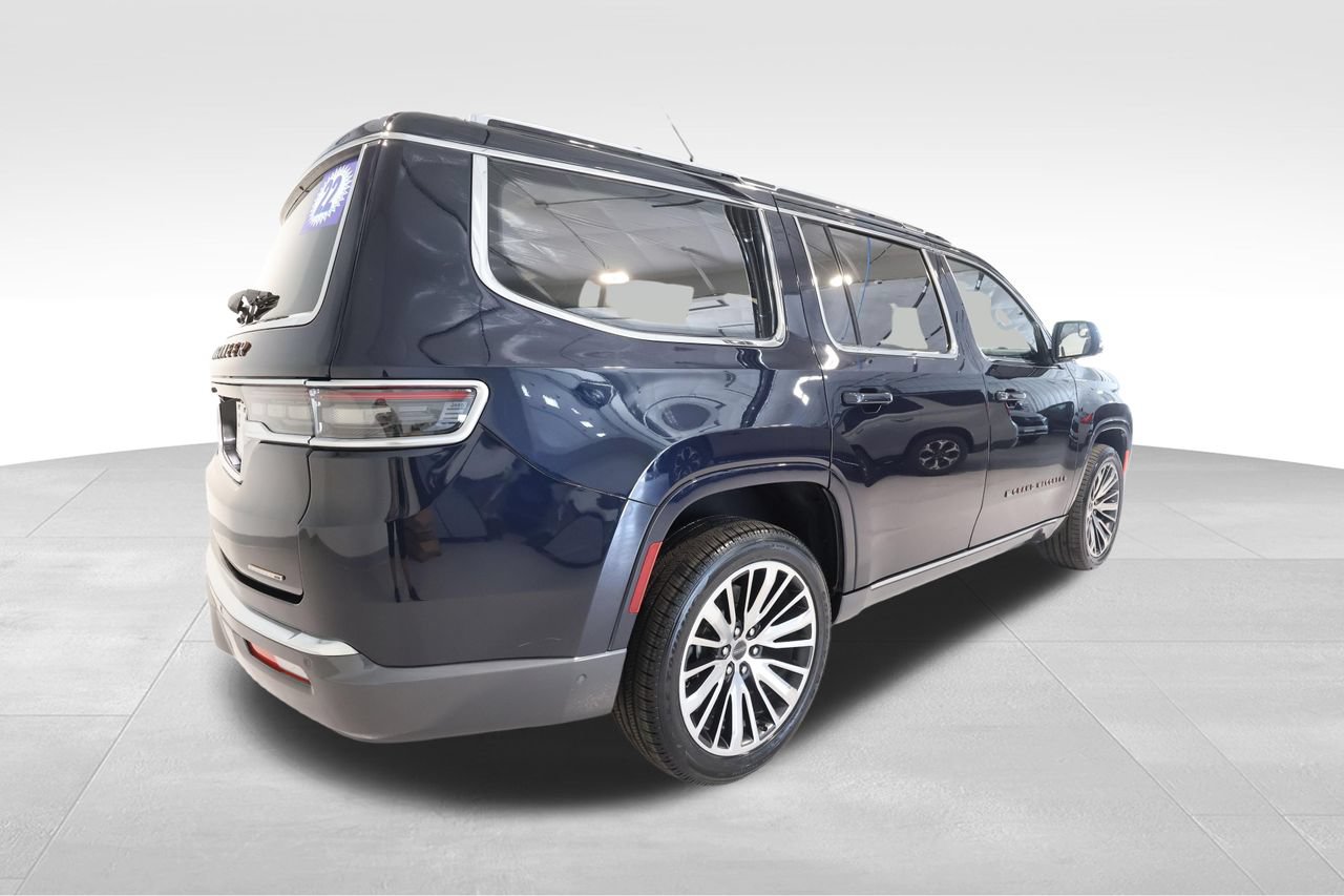 Used 2022 Jeep Grand Wagoneer Series III AWD/4WD image 4