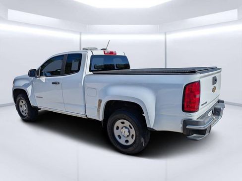 Used 2017 Chevrolet Colorado W/T w/ WT Convenience Package RWD image 5