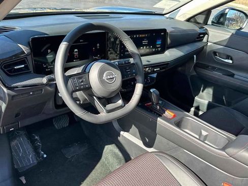 New 2025 Nissan Kicks SR image 11