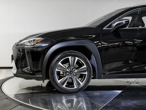 Used 2019 Lexus UX 250h w/ Premium Package image 11