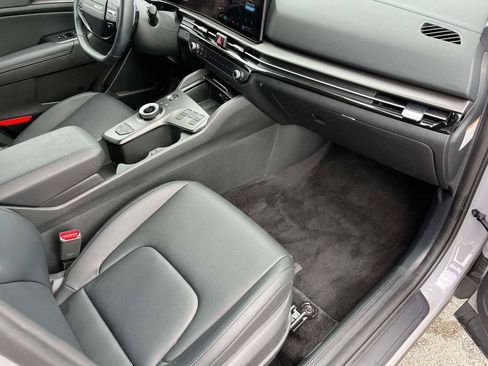 Certified 2026 Kia Sportage EX AWD/4WD image 12