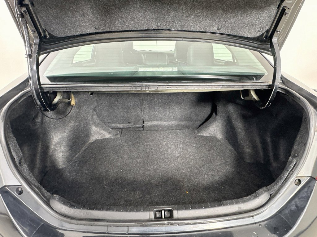 Used 2015 Toyota Corolla S FWD image 28