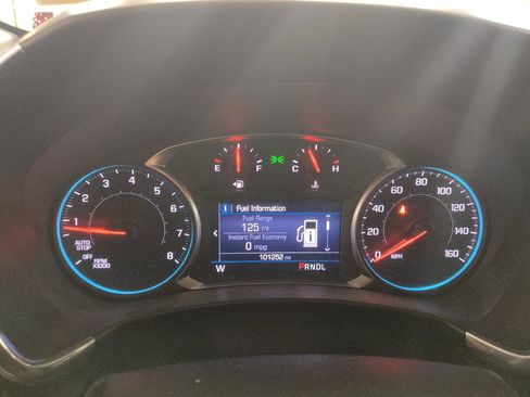 Used 2019 Chevrolet Equinox LT FWD image 23