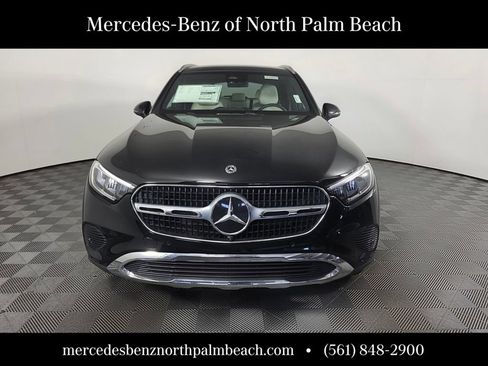 New 2026 Mercedes-Benz GLC 300 image 2