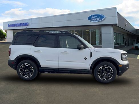 Used 2025 Ford Bronco Sport Outer Banks w/ Outer Banks Tech Package+ image 3