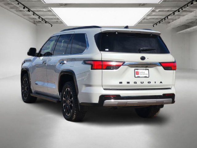Used 2023 Toyota Sequoia Limited AWD/4WD image 3