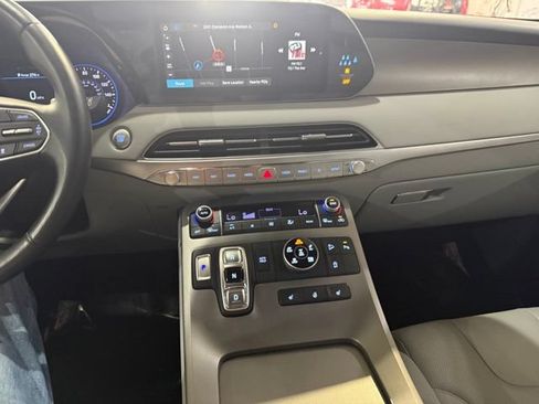 Used 2022 Hyundai Palisade SEL w/ Premium Package AWD/4WD image 21