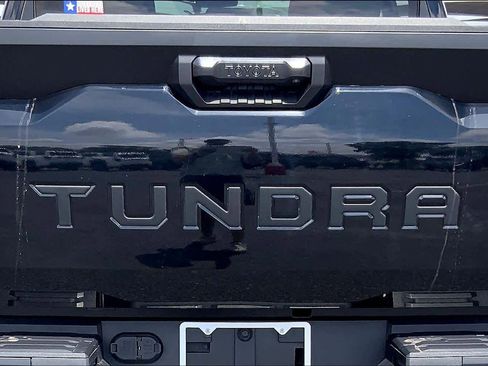 Used 2023 Toyota Tundra SR5 w/ SR5 Convenience Package AWD/4WD image 30