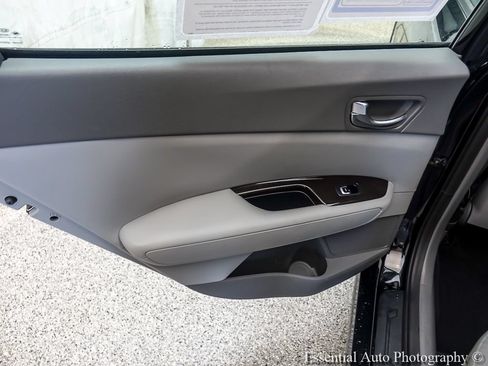 Used 2016 Kia Optima EX FWD image 19