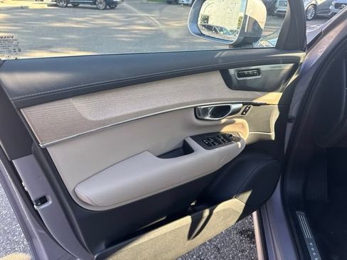 Used 2026 Volvo XC90 B6 Plus w/ Protection Package Premier AWD/4WD image 8