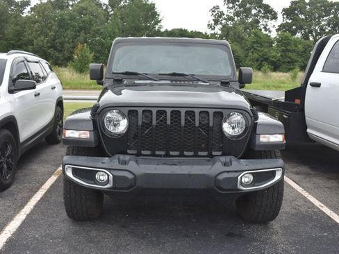 Used 2021 Jeep Gladiator Sport AWD/4WD image 2