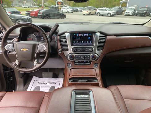 Used 2018 Chevrolet Tahoe Premier AWD/4WD image 16