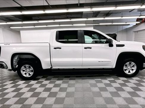 Used 2024 GMC Sierra 1500 Pro w/ Pro Value Package AWD/4WD image 15
