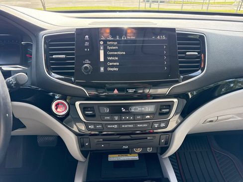 Used 2019 Honda Pilot Touring image 18
