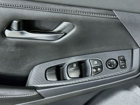 Used 2020 Nissan Sentra SV FWD image 20