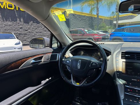 Used 2016 Lincoln MKZ w/ Equipment Group 300A Reserve FWD image 21