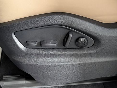 New 2026 Porsche Cayenne image 28