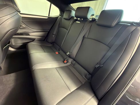 Used 2023 Lexus ES 350 F Sport w/ Accessory Package (Z2) image 14