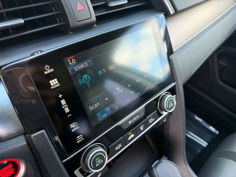 Used 2017 Honda Civic EX-T image 21