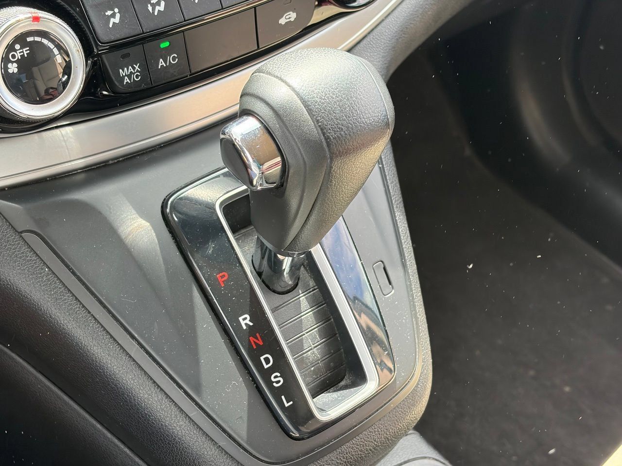 Used 2016 Honda CR-V SE image 7
