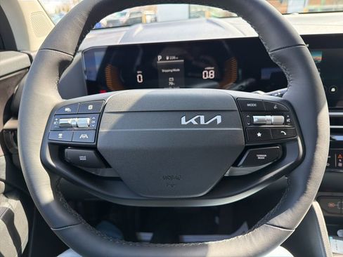 New 2026 Kia Sportage EX image 36