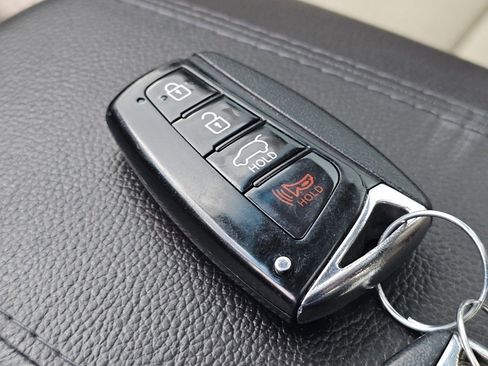 Used 2015 Hyundai Santa Fe Sport w/ Option Group 04 FWD image 33