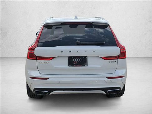 Used 2020 Volvo XC60 T5 R-Design image 6